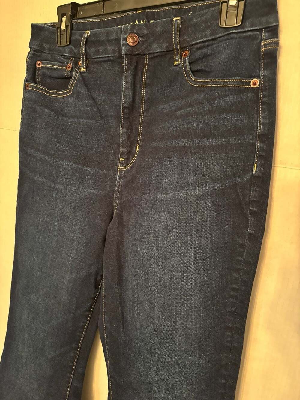 American Eagle Super Stretch Flare Jeans Dark Wash Size M